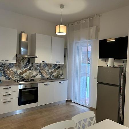 Stiepovich 239 Apartment リド・ディ・オスティア エクステリア 写真